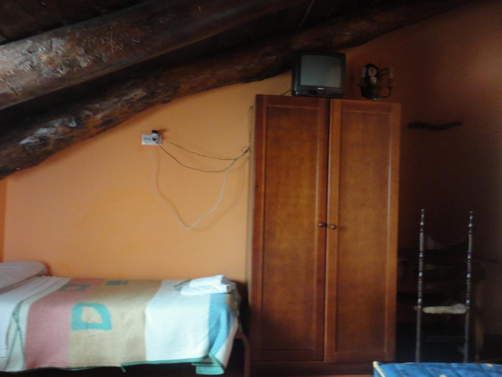 Hostal Venta Liara Allepuz Rom bilde
