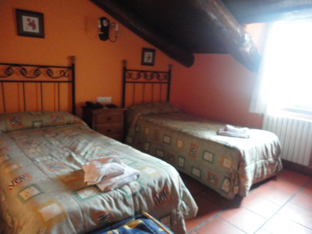 Hostal Venta Liara Allepuz Eksteriør bilde